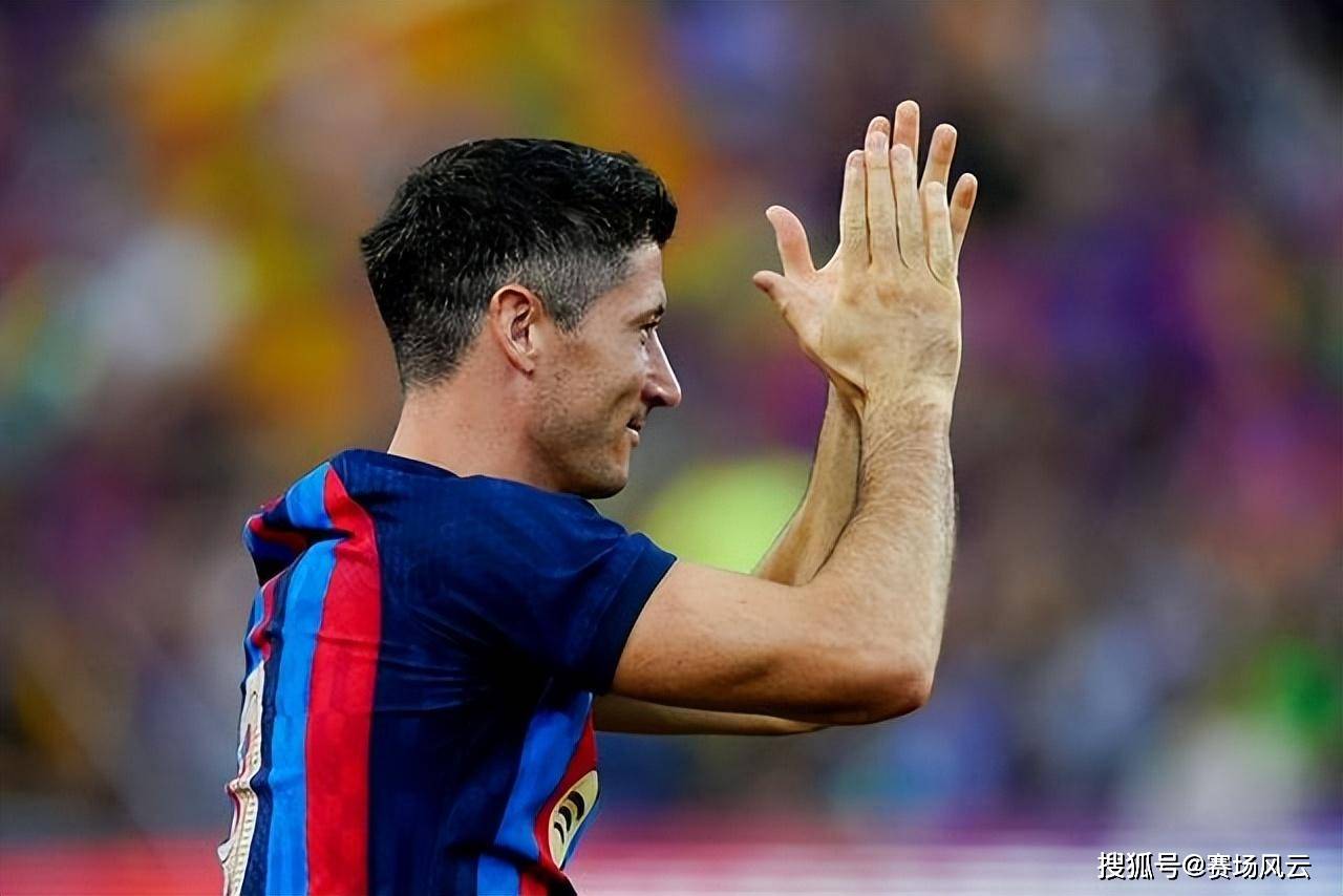 太狠了！莱万多夫斯基在利物浦比赛中关键助攻深圳男篮回应争议备战欧冠，FPX冲击纪录的简单介绍